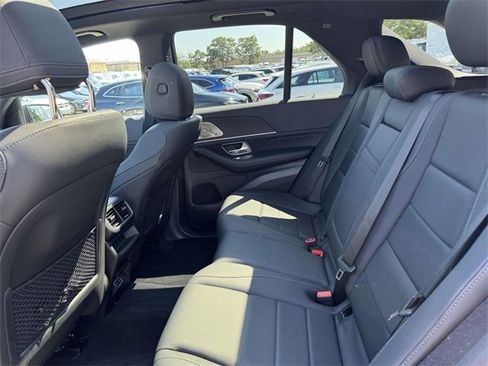 Certified 2025 Mercedes-Benz GLE 450 4MATIC image 32