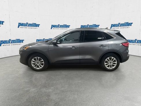 Used 2021 Ford Escape SE FWD image 6
