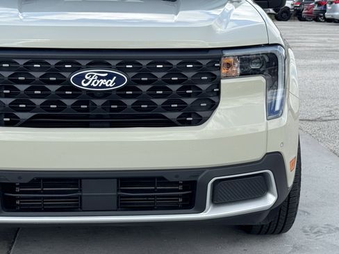 Used 2025 Ford Maverick Lariat AWD/4WD image 5