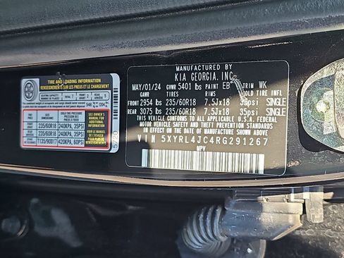 Used 2024 Kia Sorento S FWD image 41