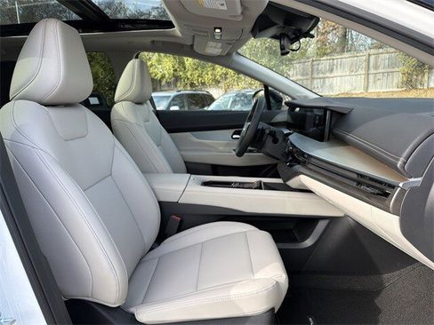 Used 2025 Nissan Murano SL w/ Cargo Package image 20