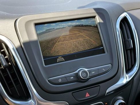 Used 2019 Chevrolet Equinox LT w/ Driver Convenience Package AWD/4WD image 25