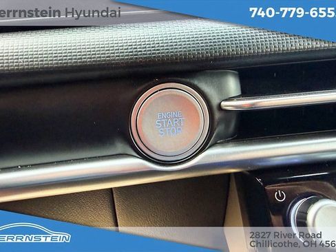 Certified 2025 Hyundai Santa Cruz SE image 28