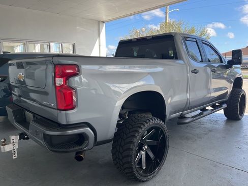 Used 2022 Chevrolet Silverado 1500 Custom image 4