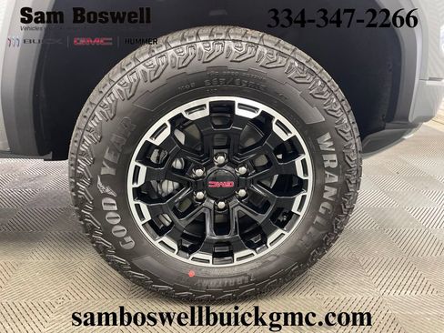 New 2026 GMC Canyon AT4 w/ Technology Plus Package AWD/4WD image 46