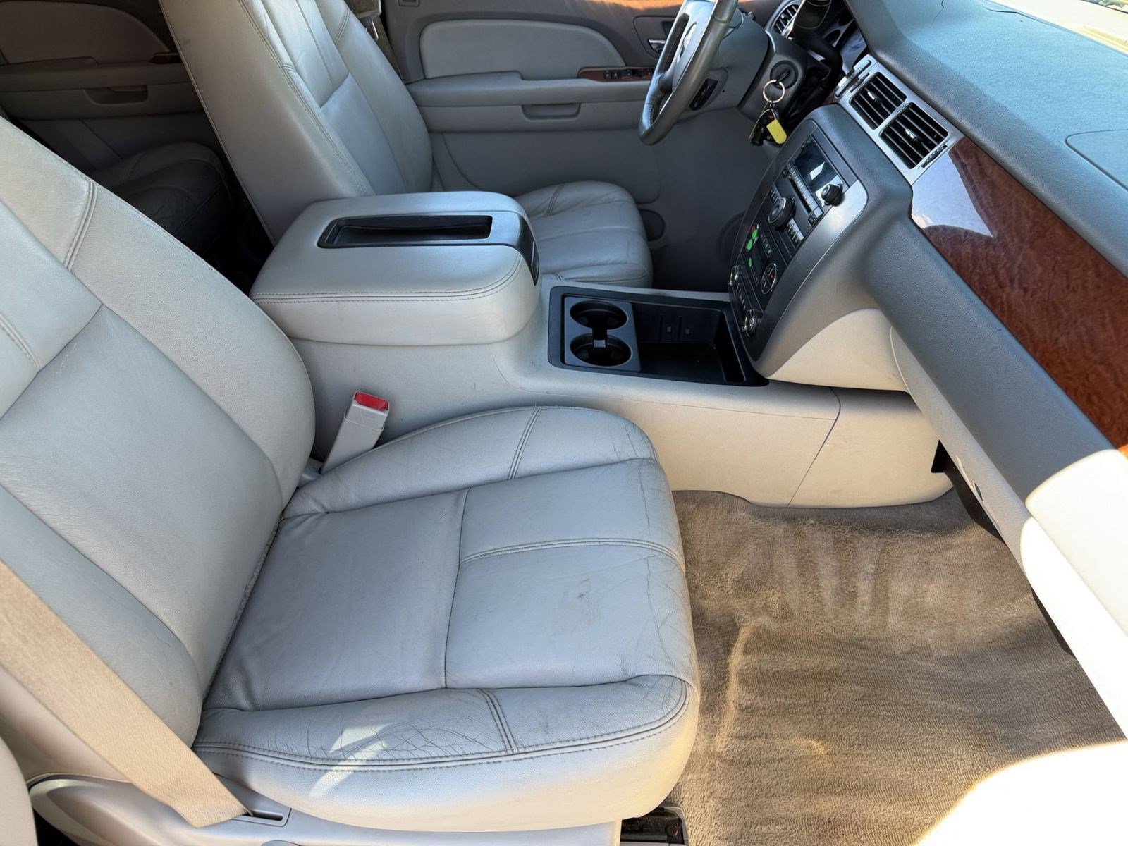 Used 2007 GMC Yukon SLT w/ SLT Preferred Equipment Group AWD/4WD image 22