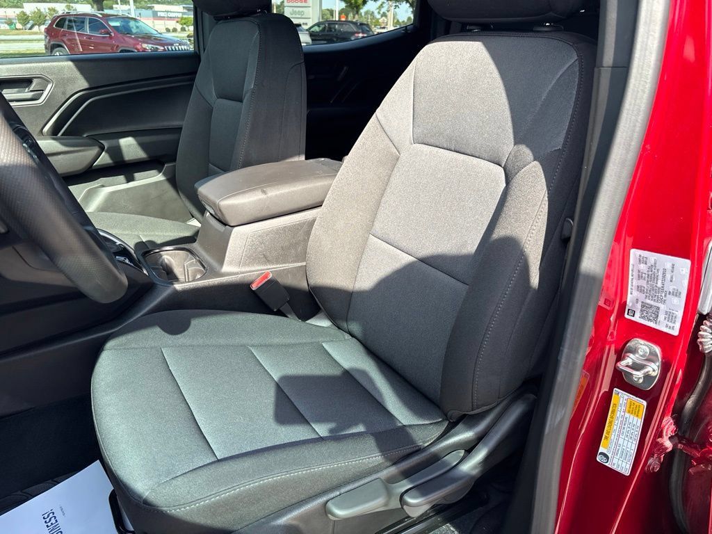 Used 2026 Chevrolet Colorado Trail Boss AWD/4WD image 34
