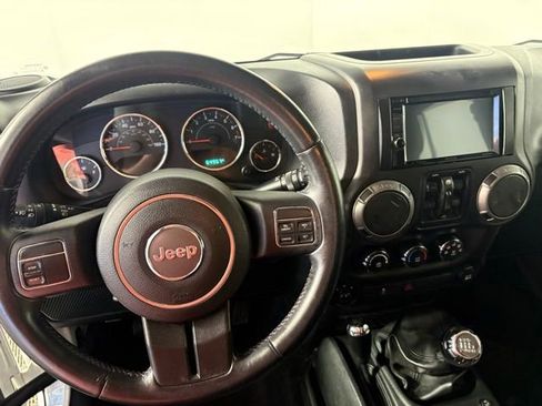 Certified 2017 Jeep Wrangler Unlimited Sport w/ Quick Order Package 23S AWD/4WD image 23