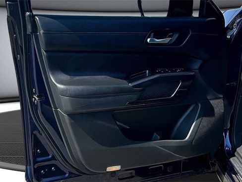 Used 2022 Nissan Pathfinder SV image 20