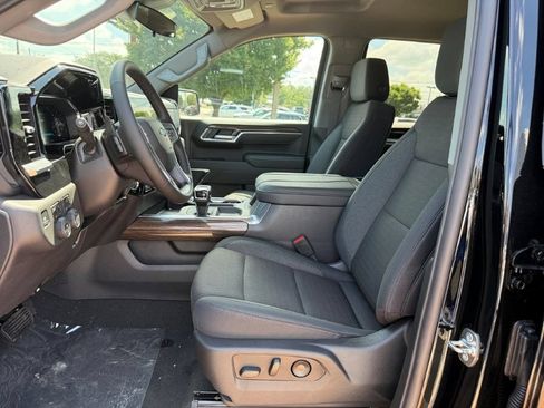 New 2026 Chevrolet Silverado 1500 LT Trail Boss w/ Convenience Package II AWD/4WD image 12