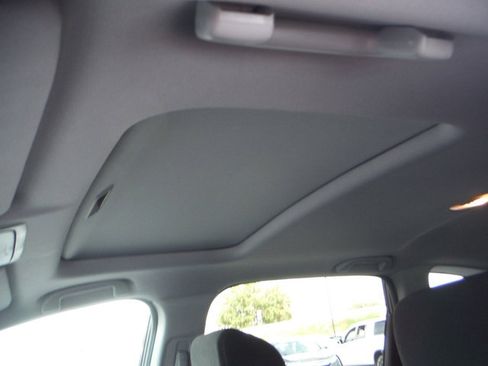 Used 2019 Honda CR-V EX image 14