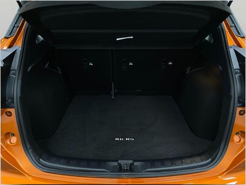 Certified 2024 Nissan Kicks SR w/ SR Premium Package FWD image 5