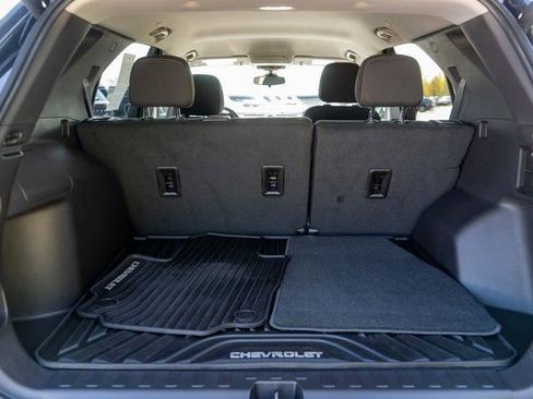 Used 2024 Chevrolet Equinox LT FWD image 11