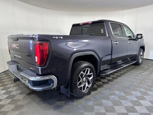 Used 2022 GMC Sierra 1500 SLT w/ SLT Premium Plus Package AWD/4WD image 3