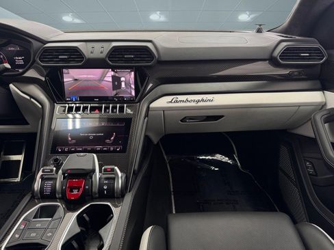 Used 2024 Lamborghini Urus S image 26