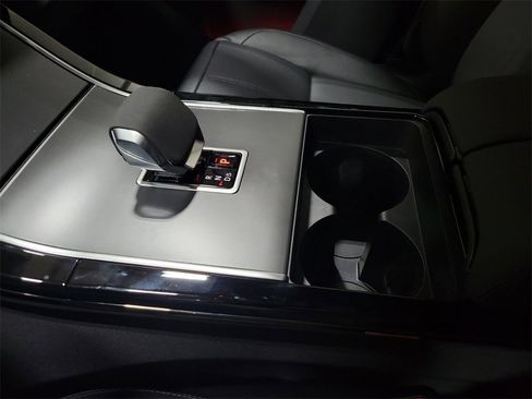 New 2025 Land Rover Range Rover Velar Dynamic SE image 20