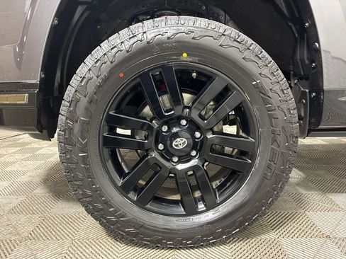 Used 2020 Toyota 4Runner Nightshade image 5