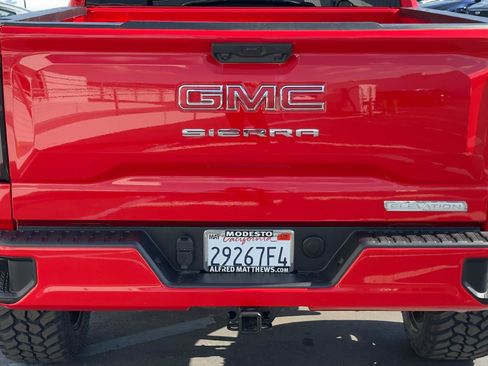 Used 2025 GMC Sierra 1500 Elevation image 6