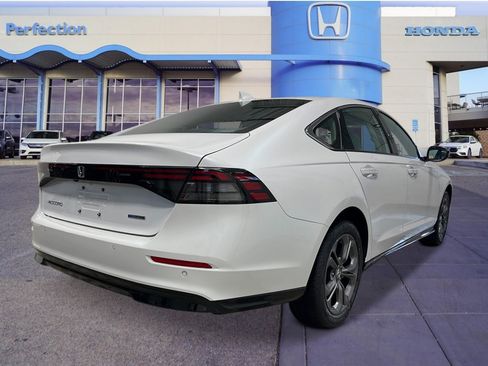 New 2026 Honda Accord EX-L image 7