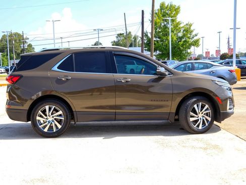 Used 2024 Chevrolet Equinox Premier FWD image 22
