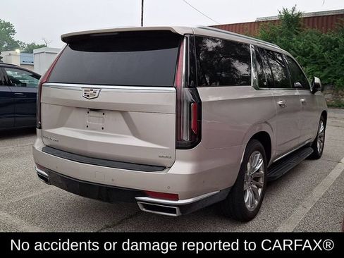 Used 2021 Cadillac Escalade ESV Premium Luxury w/ Driver Assist Tech Package AWD/4WD image 3