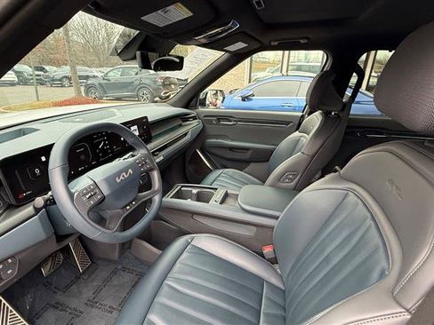 Used 2024 Kia EV9 GT-Line image 9