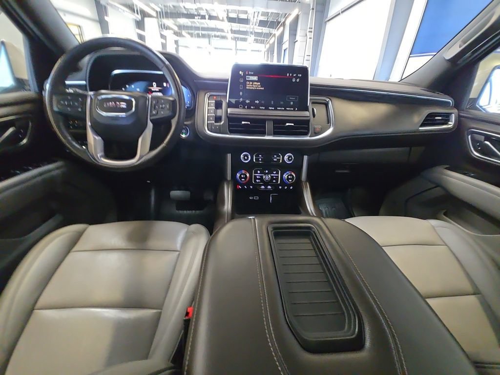 Certified 2022 GMC Yukon SLT w/ SLT Luxury Package AWD/4WD image 27