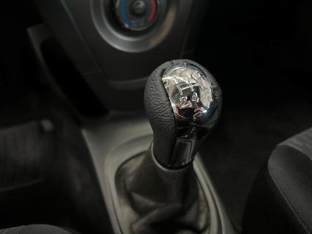 Used 2009 Toyota Yaris S FWD image 25