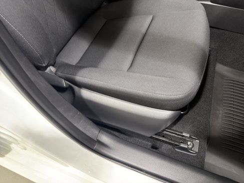 Used 2025 Toyota Corolla LE FWD image 37