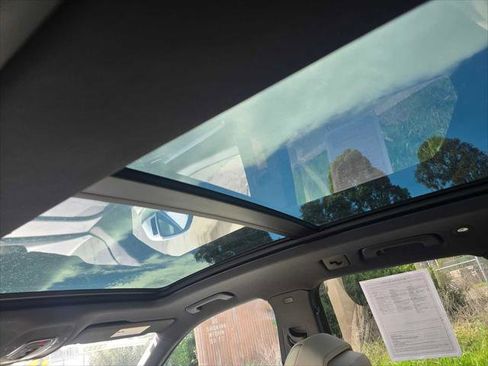 Certified 2025 Audi Q5 2.0T Premium w/ Convenience Plus Package image 21