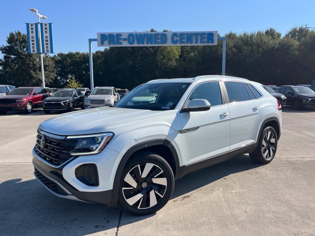 Used 2024 Volkswagen Atlas Cross Sport SEL AWD/4WD image 2