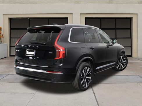 Certified 2025 Volvo XC90 B5 Core w/ Protection Package Premier image 4