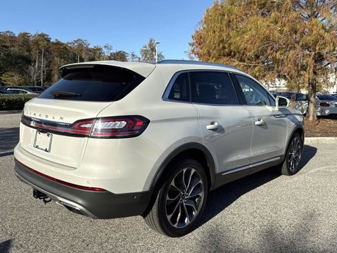 Used 2021 Lincoln Nautilus Reserve w/ Equipment Group 201A image 3