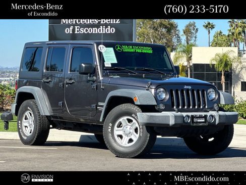 Used 2018 Jeep Wrangler Unlimited Sport w/ Connectivity Group image 1