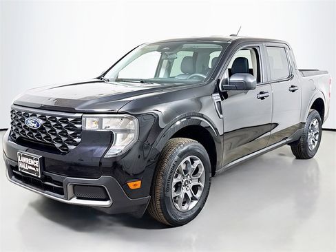 Used 2025 Ford Maverick XLT w/ Equipment Group 302A image 1