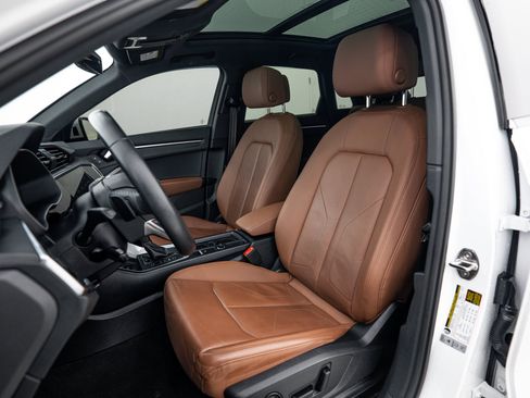 Used 2023 Chevrolet Traverse Premier w/ Redline Edition AWD/4WD image 15