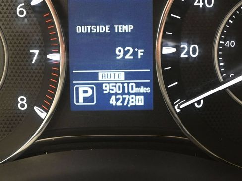 Used 2018 Nissan Armada Platinum w/ Captain Seat Package AWD/4WD image 16