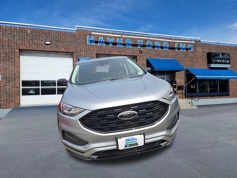 New 2024 Ford Edge SE w/ Black Appearance Package AWD/4WD image 9