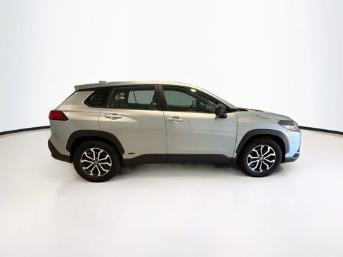 Used 2024 Toyota Corolla Cross AWD Hybrid image 6