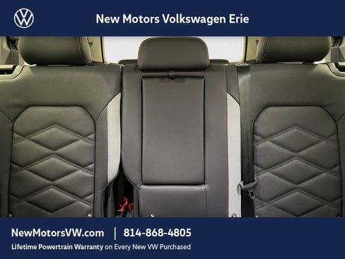 New 2026 Volkswagen Atlas Peak Edition AWD/4WD image 11
