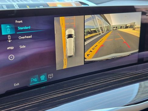 New 2026 Cadillac Escalade ESV Luxury image 19