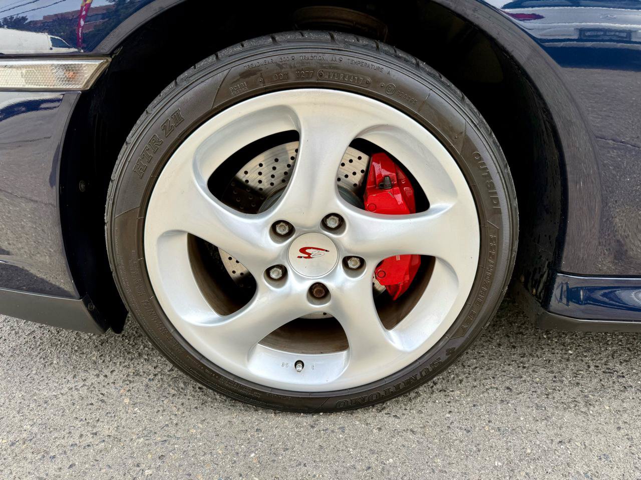 Used 2004 Porsche 911 Carrera 4S AWD/4WD image 10