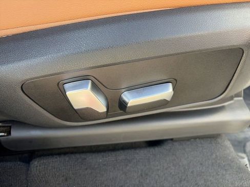 Used 2023 BMW X3 xDrive30i w/ Convenience Package w/ZPA image 12