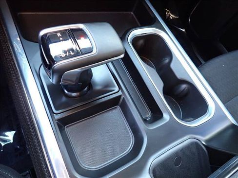 Used 2024 Chevrolet Silverado 1500 RST AWD/4WD image 18