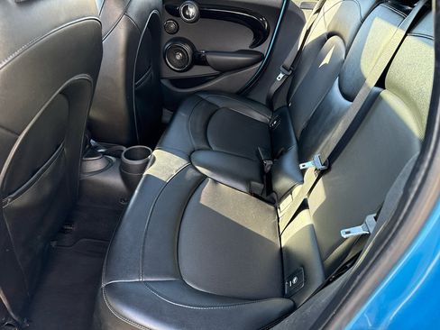 Used 2018 MINI Cooper S image 19