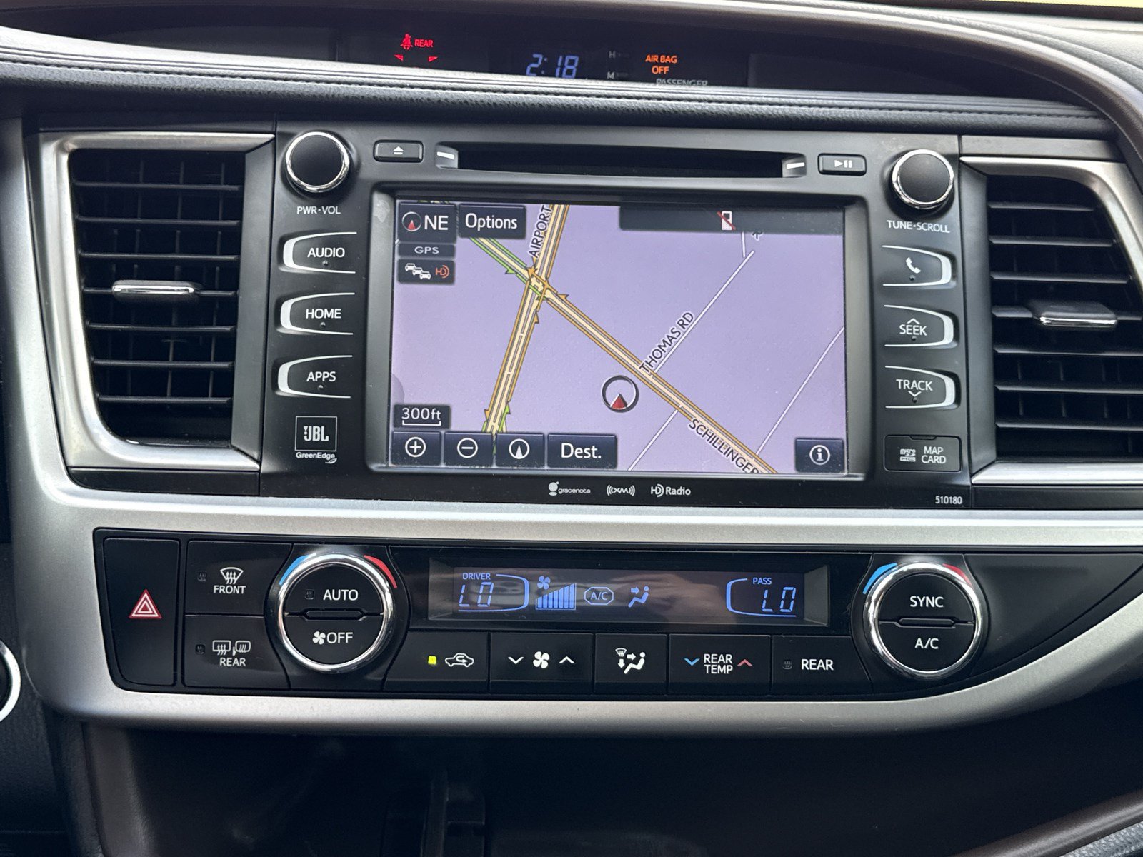 Used 2018 Toyota Highlander Limited Platinum AWD/4WD image 28