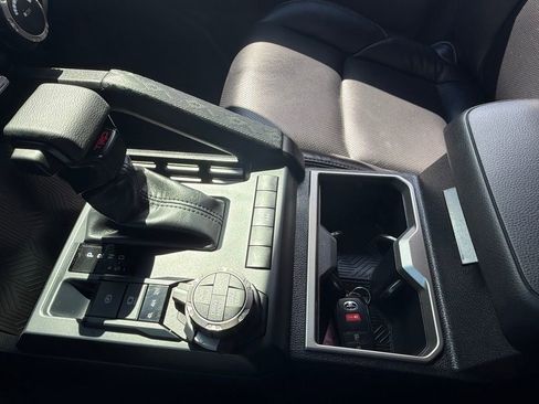 Used 2025 Toyota Tacoma TRD Off-Road image 12