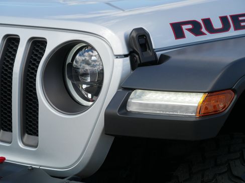Used 2023 Jeep Wrangler Unlimited Rubicon w/ Steel Bumper Group AWD/4WD image 16