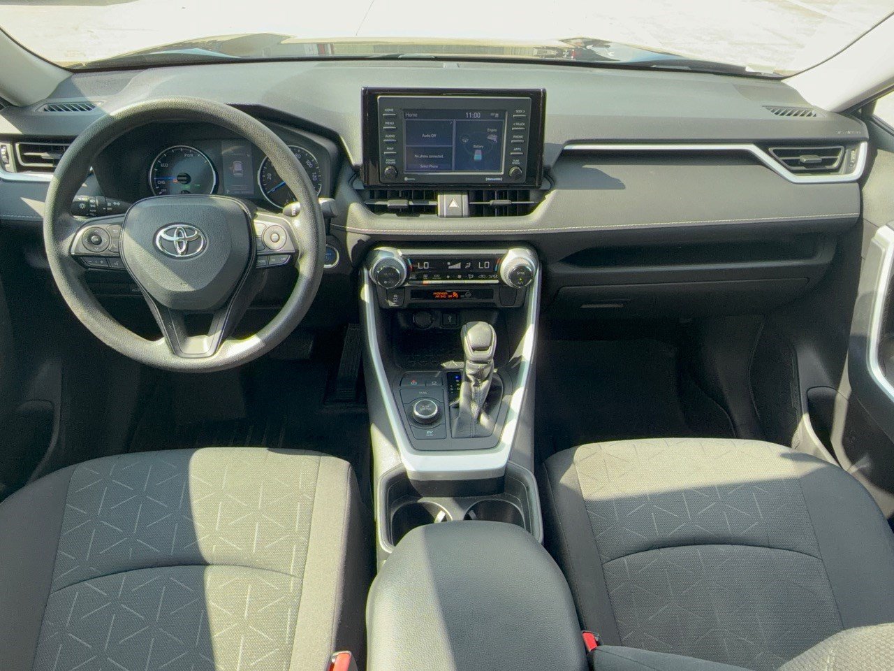 Used 2021 Toyota RAV4 XLE w/ Convenience Package AWD/4WD image 17