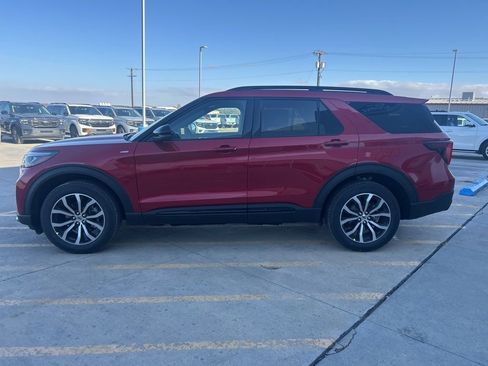 New 2026 Ford Explorer ST-Line image 6